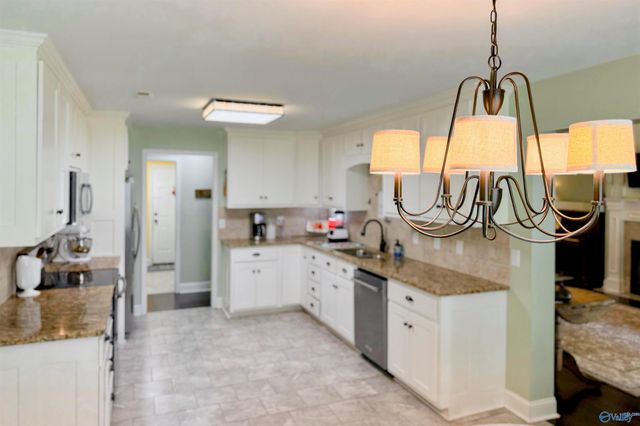 3608 Little Drive, Hartselle, AL 35640