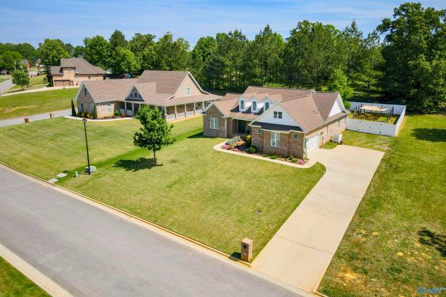 3608 Little Drive, Hartselle, AL 35640