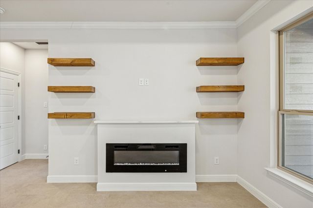 5627 Barkridge Drive, Granbury, TX 76048