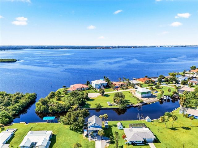 155 DANFORTH DR, Punta Gorda, FL 33980