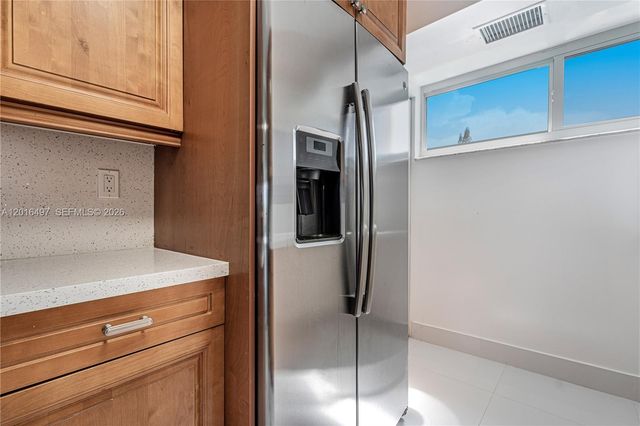 8340 Harding Ave 201, Miami Beach, FL 33141