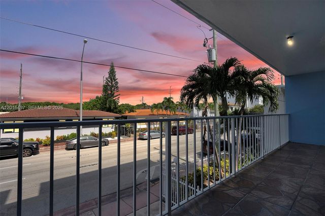 8340 Harding Ave 201, Miami Beach, FL 33141