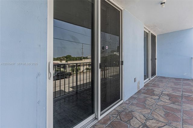 8340 Harding Ave 201, Miami Beach, FL 33141