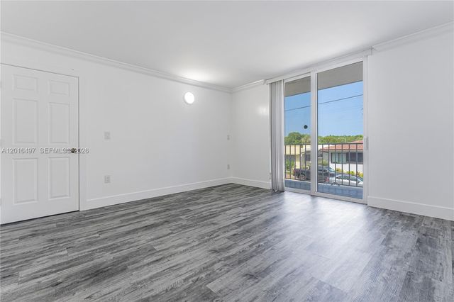 8340 Harding Ave 201, Miami Beach, FL 33141