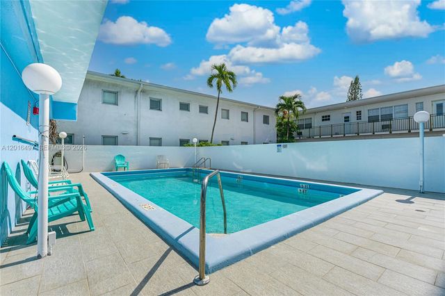 8340 Harding Ave 201, Miami Beach, FL 33141