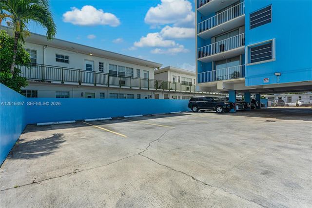 8340 Harding Ave 201, Miami Beach, FL 33141