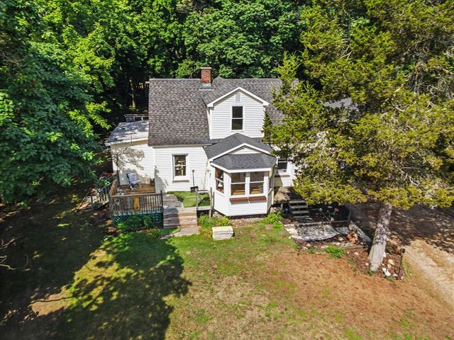 14525 Lakeshore Avenue, Grand Haven, MI 49417