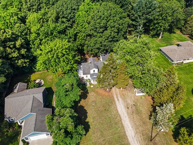 14525 Lakeshore Avenue, Grand Haven, MI 49417