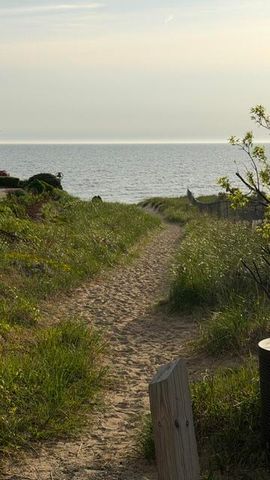 14525 Lakeshore Avenue, Grand Haven, MI 49417