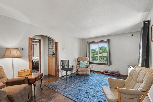 14525 Lakeshore Avenue, Grand Haven, MI 49417