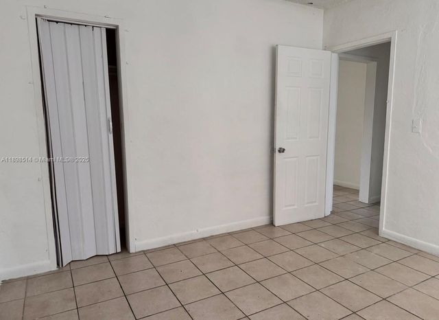 1601 NW 62nd St 19, Miami, FL 33147