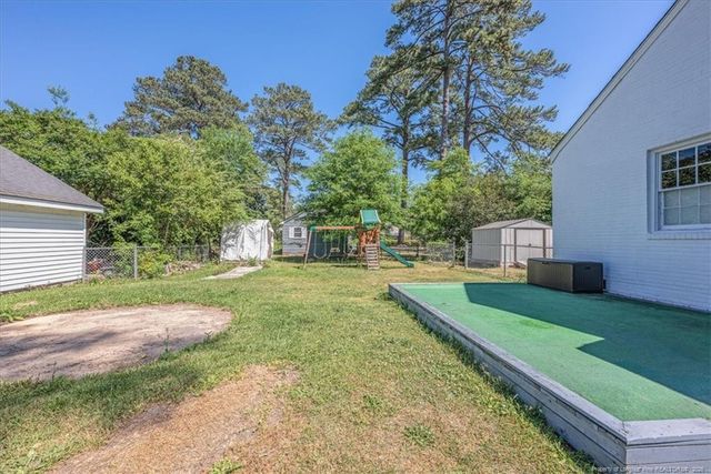 2201 N McMillan Ave, Lumberton, NC 28358