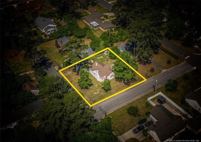 2201 N McMillan Ave, Lumberton, NC 28358