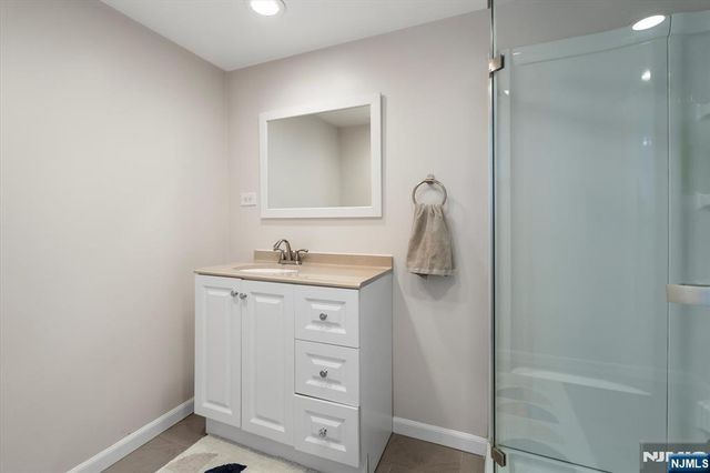 29 Grandview Drive, Woodland Park, NJ 07424