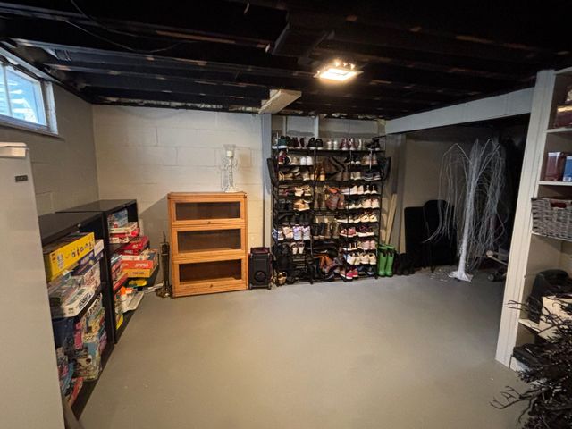 921 Moulton Avenue, North Muskegon City, MI 49445