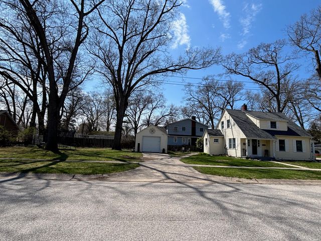 921 Moulton Avenue, North Muskegon City, MI 49445
