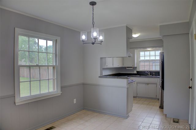 3706 E 55th Street, Tulsa, OK 74135