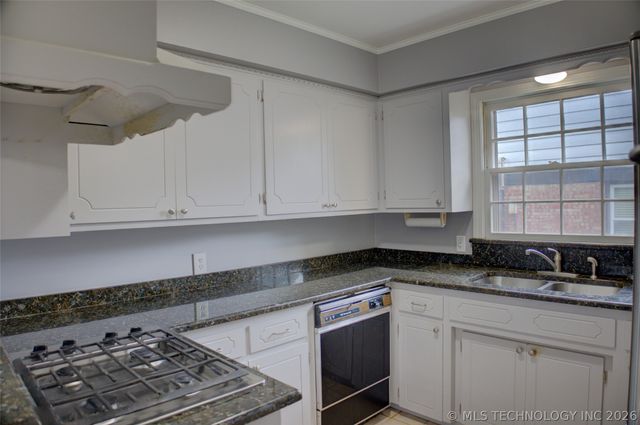 3706 E 55th Street, Tulsa, OK 74135