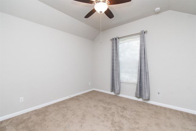 136 Mistflower LN, Kyle, TX 78640