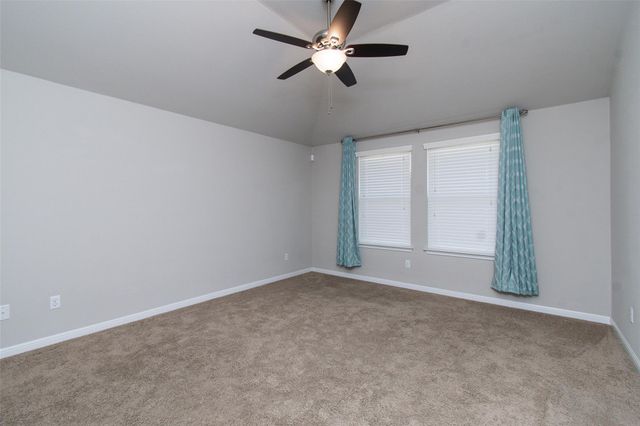 136 Mistflower LN, Kyle, TX 78640