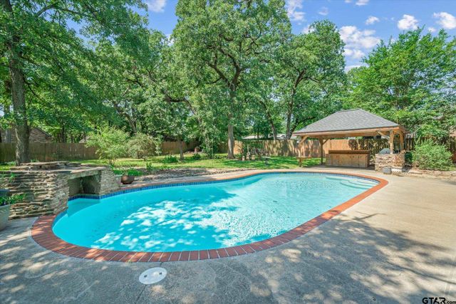 690 CR 2310, Mineola, TX 75773