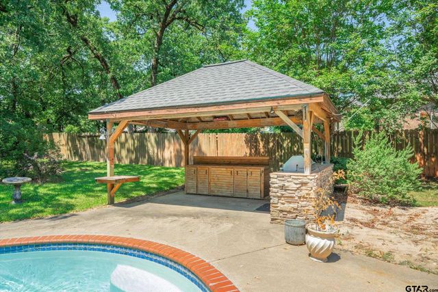 690 CR 2310, Mineola, TX 75773