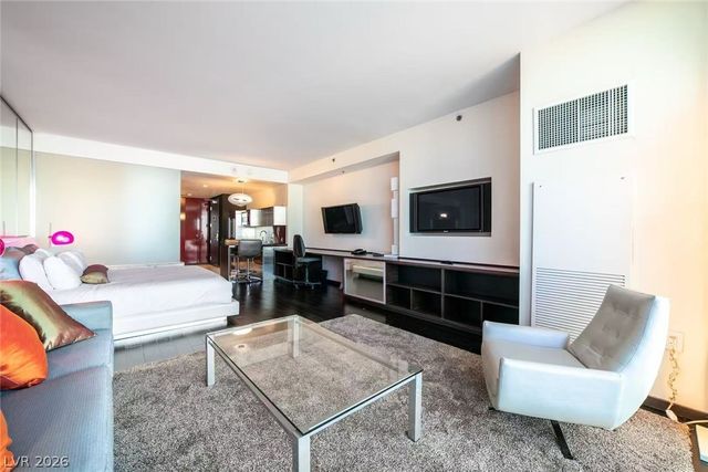 4381 West Flamingo Road 8304, Las Vegas, NV 89103