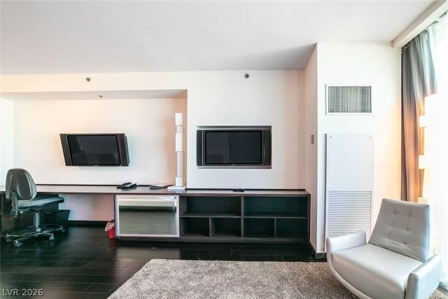 4381 West Flamingo Road 8304, Las Vegas, NV 89103