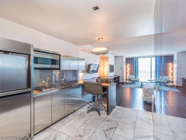 4381 West Flamingo Road 8304, Las Vegas, NV 89103