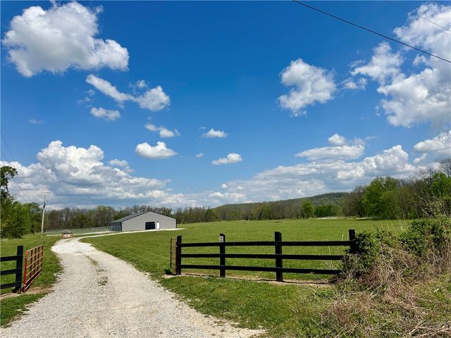 19572 Springston Ford Road, Elkins, AR 72727