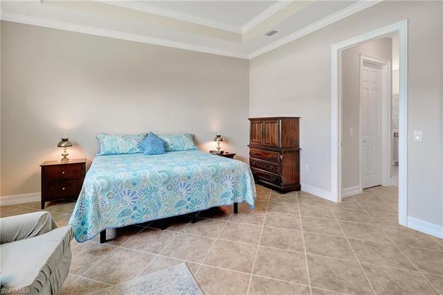 3380 Acapulco CIR, Cape Coral, FL 33909