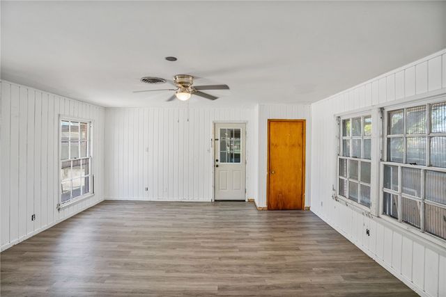 613 Hopper Dr, Corpus Christi, TX 78411