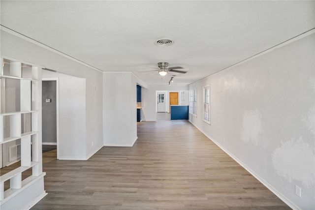 613 Hopper Dr, Corpus Christi, TX 78411