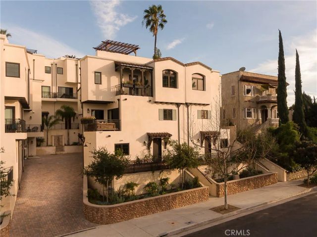 734 Parkman, Los Angeles, CA 90026