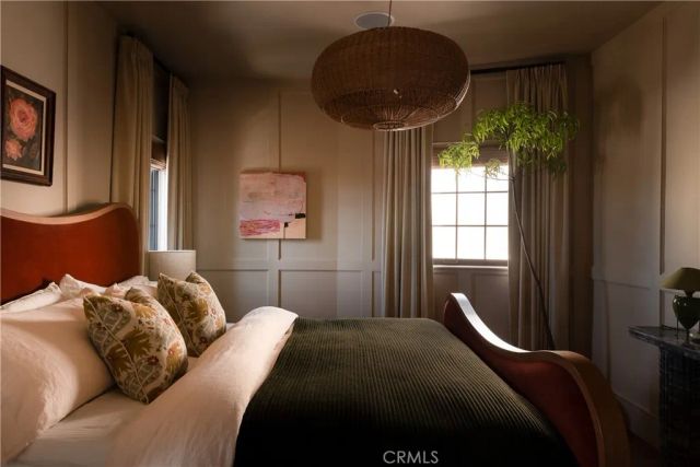 734 Parkman, Los Angeles, CA 90026