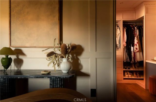 734 Parkman, Los Angeles, CA 90026