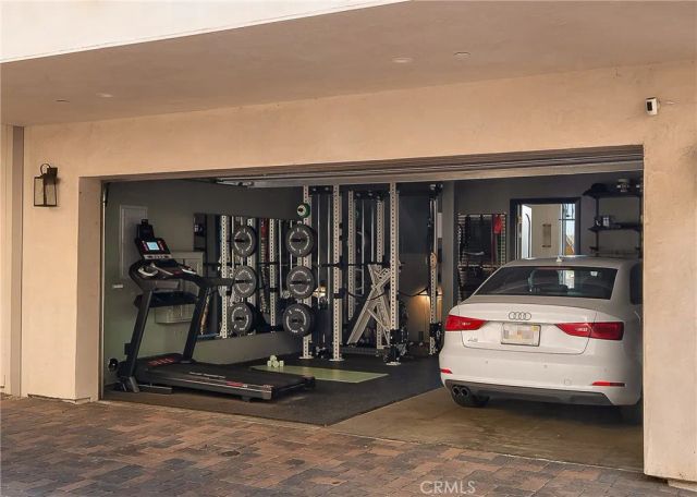 734 Parkman, Los Angeles, CA 90026