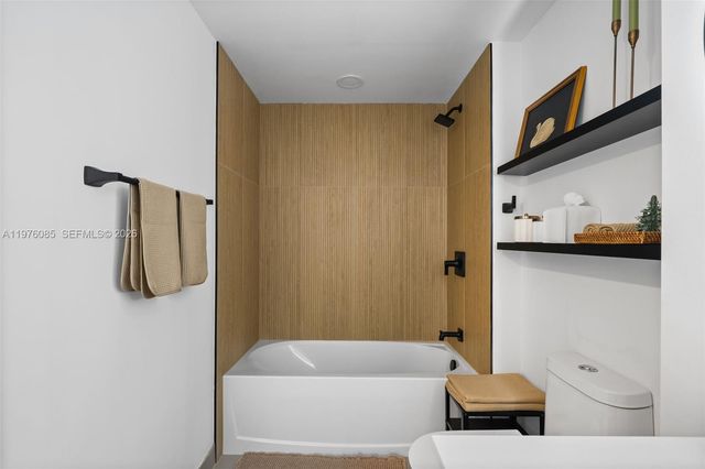 2479 NE 192nd St 209, Miami, FL 33180