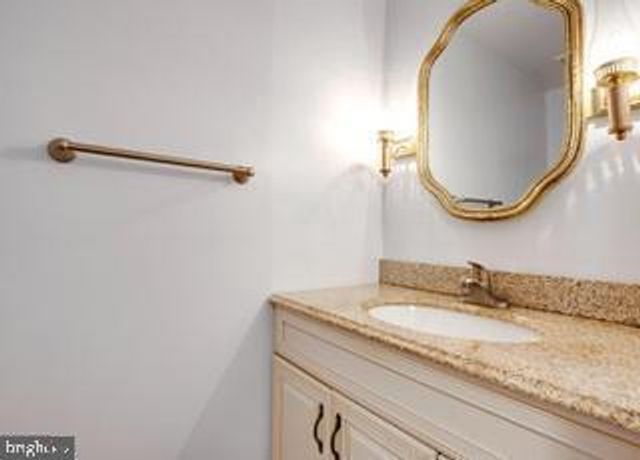 8931 PARK FOREST DR, Springfield, VA 22152