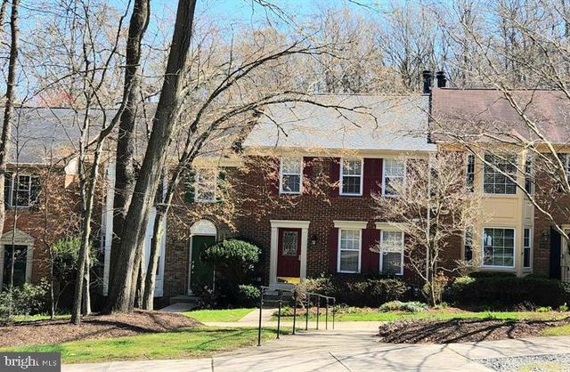 8931 PARK FOREST DR, Springfield, VA 22152