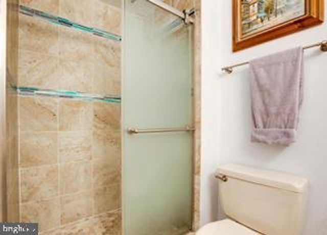 8931 PARK FOREST DR, Springfield, VA 22152