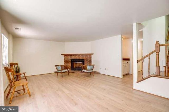 8931 PARK FOREST DR, Springfield, VA 22152