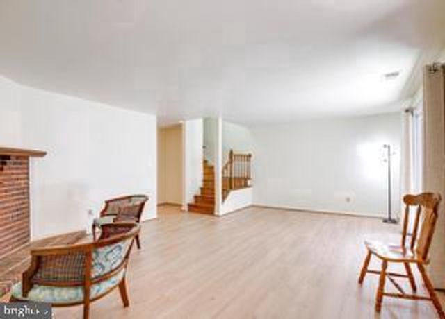 8931 PARK FOREST DR, Springfield, VA 22152