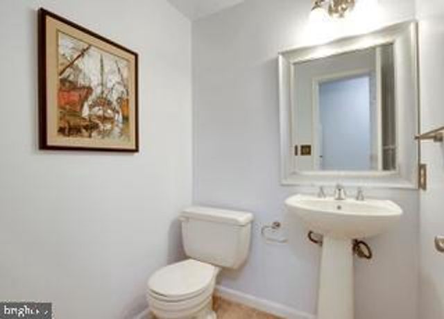 8931 PARK FOREST DR, Springfield, VA 22152