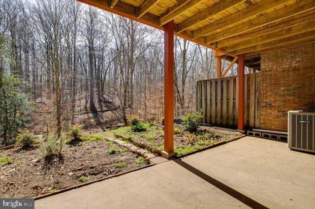 8931 PARK FOREST DR, Springfield, VA 22152