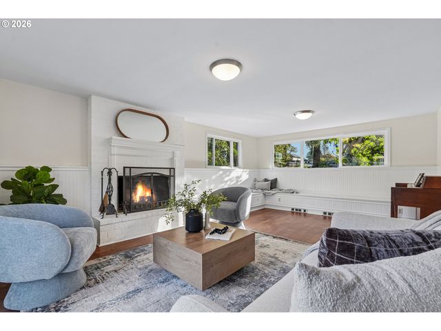 17901 S CANTER Ln, Oregon City, OR 97045