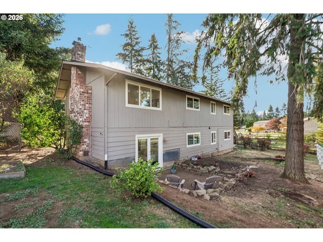 17901 S CANTER Ln, Oregon City, OR 97045