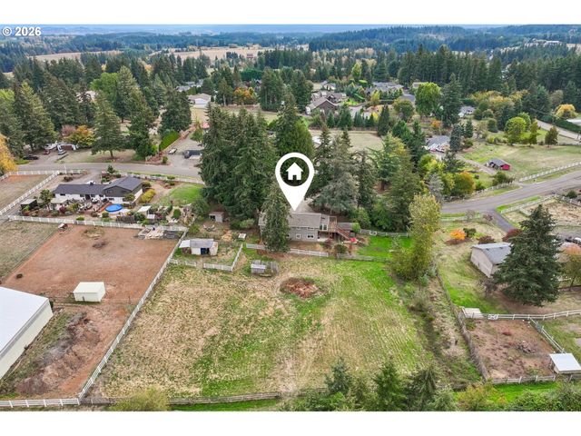 17901 S CANTER Ln, Oregon City, OR 97045
