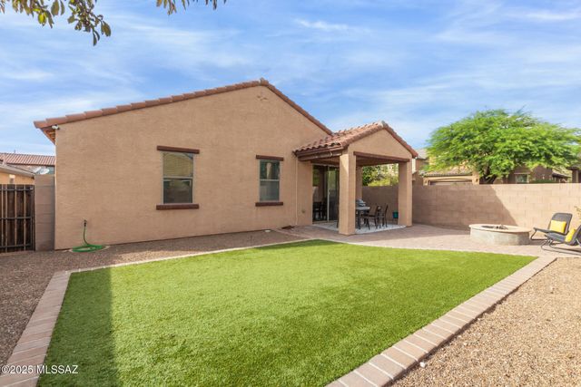 10440 S Painted Mare Drive, Vail, AZ 85641