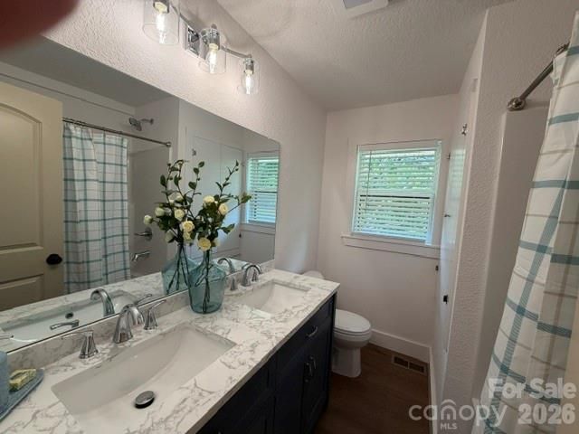 170 Clifton Avenue, Bryson City, NC 28713